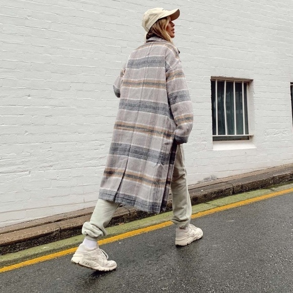 Princess Polly Penelope Coat - Picture 9 of 14